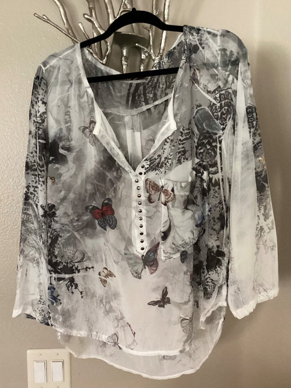 Made in Italy black and white butterfly top, blouse, size XL